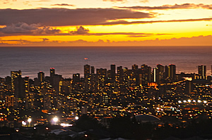  Waikiki sunset.  Photo by Milton Diamond. 