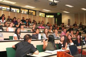 Richardson Law School orientation session in August 2014.  Spencer Kimura photo.