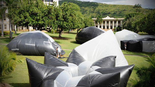 giant inflatable structures