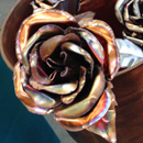 Honolulu CC handcrafted “forever roses” make perfect Valentine’s gift
