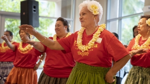 dancing hula