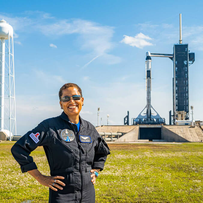 Former HI–SEAS crew member launching into historical space mission