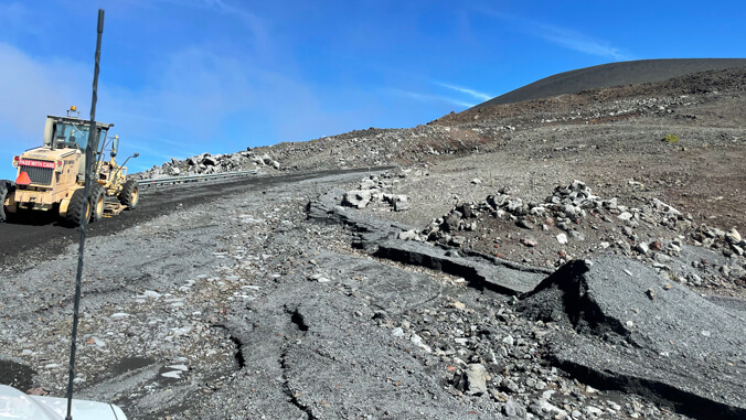 damaged road on Maunakea