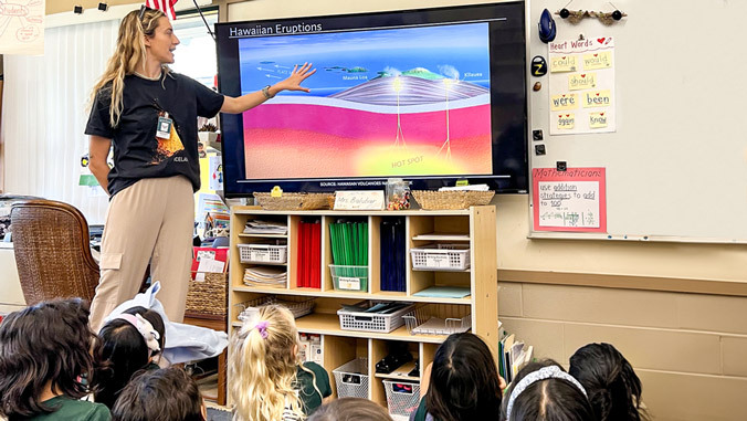 student presenting to class