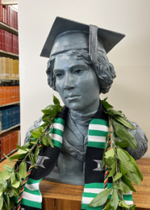 bust of Alice ball with lei