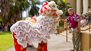 Lassner with a New Year's lion